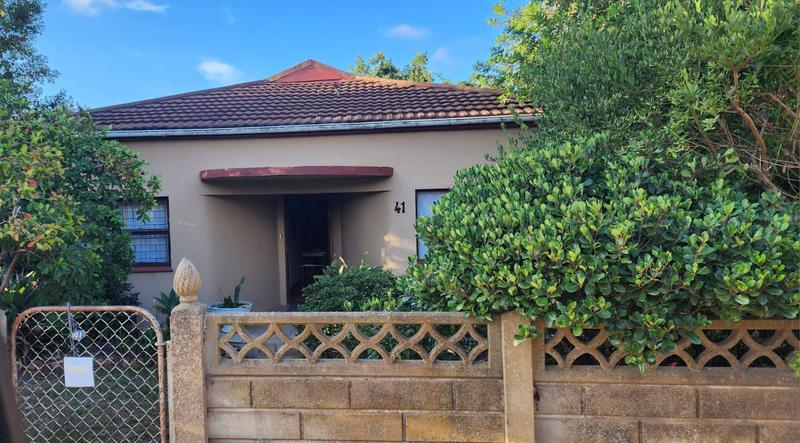 2 Bedroom Property for Sale in Albertinia Western Cape